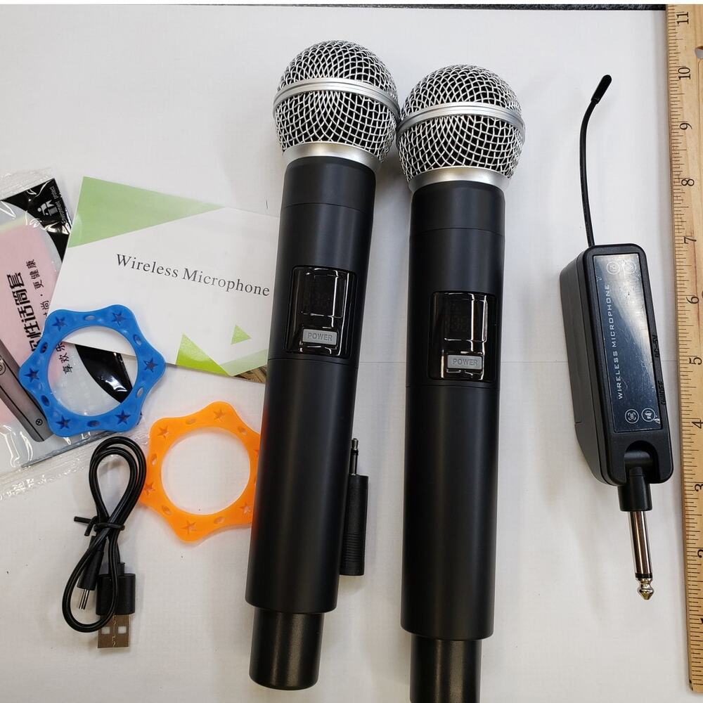 2PCS Wireless Professional Microphone Handheld Mic System for Karaoke w/Receiver
